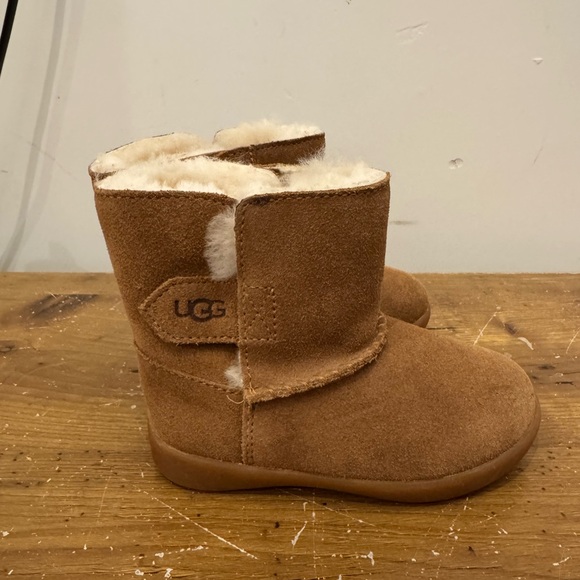 UGG Other - UGG Kids Chestnut Boots